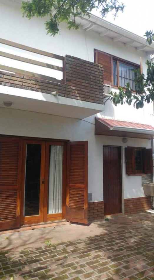 DUPLEX AL FRENTE