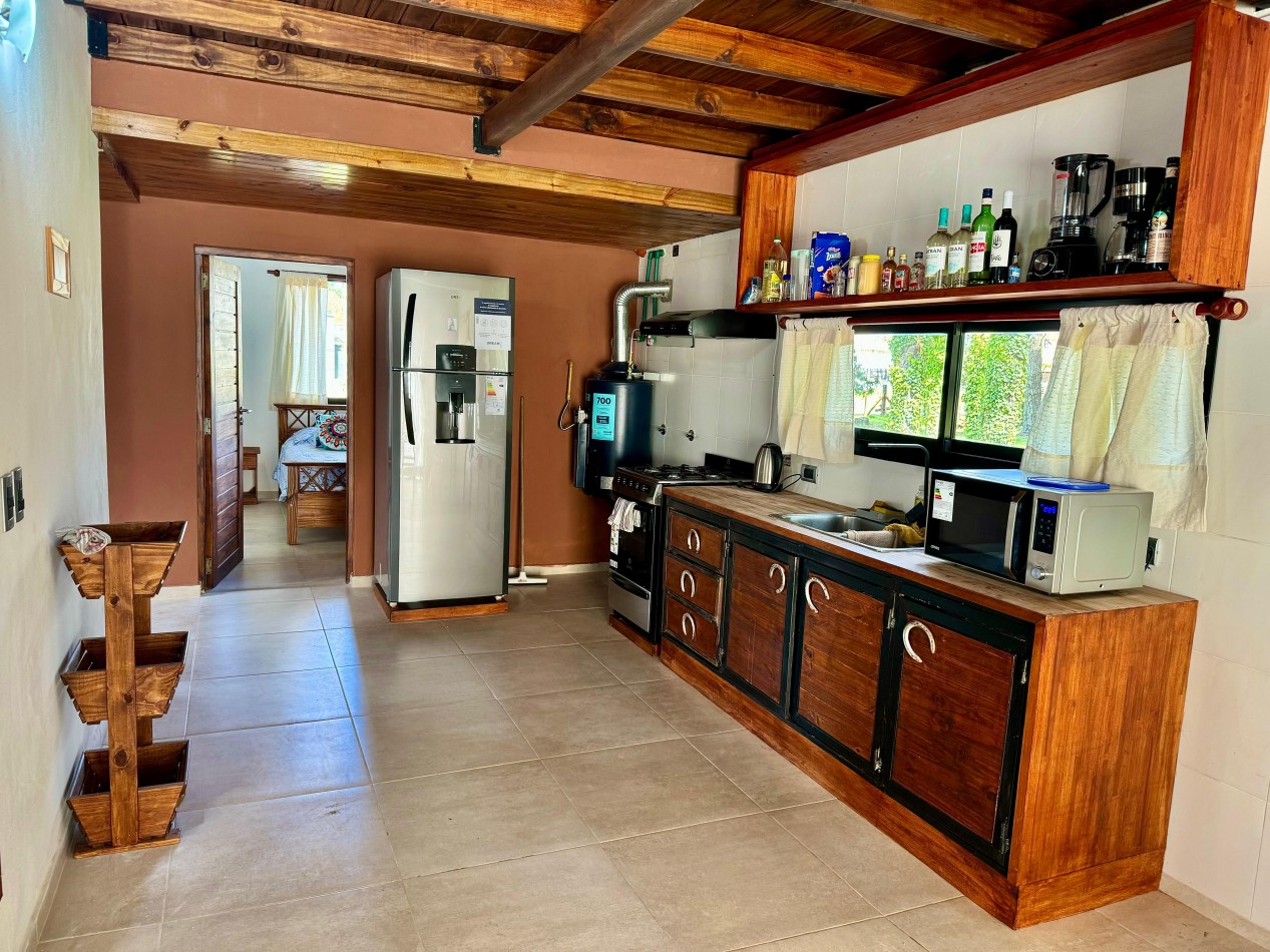 CHALET SOLO EN UN LOTE