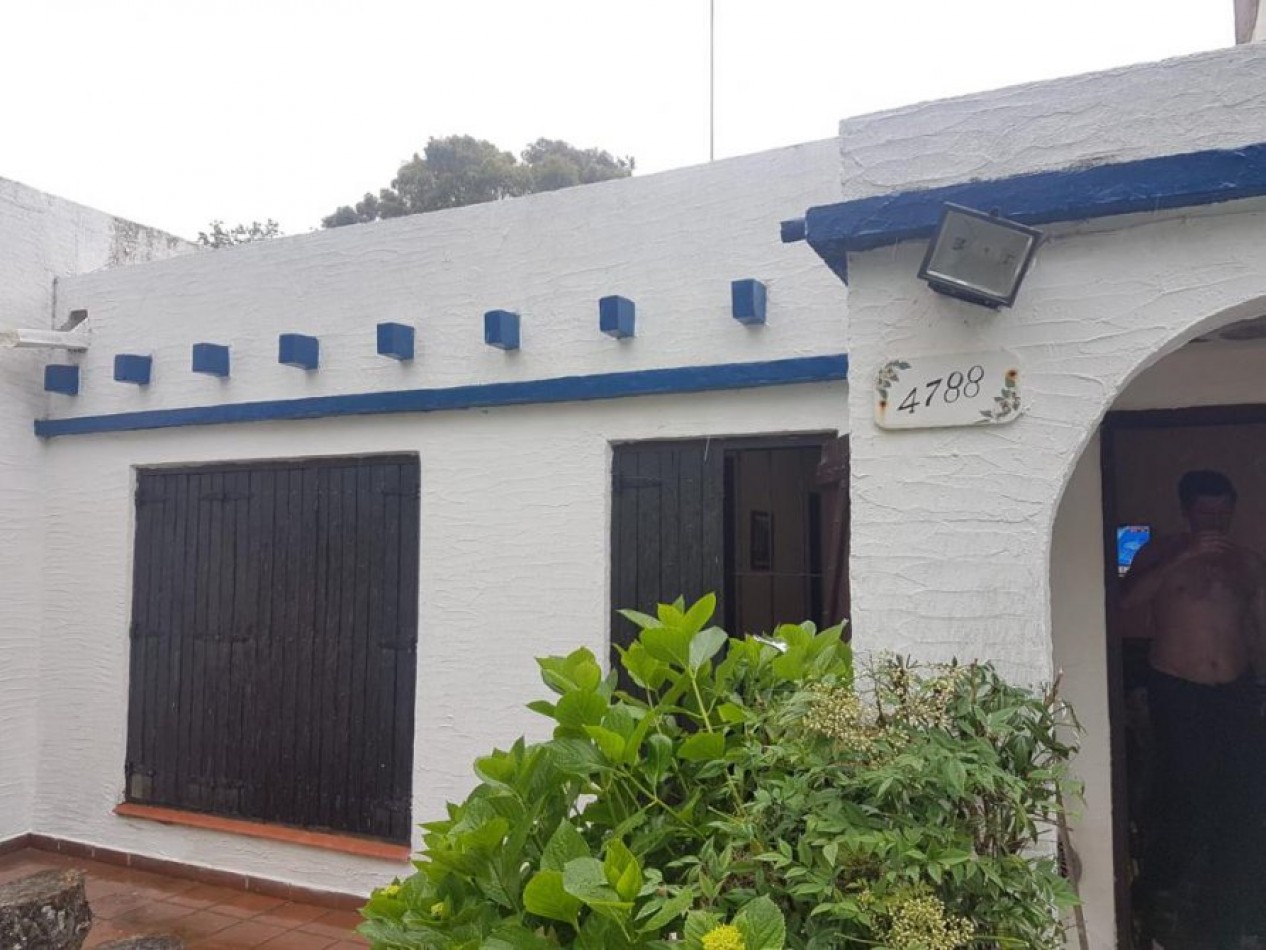 CHALET SOLO EN UN LOTE