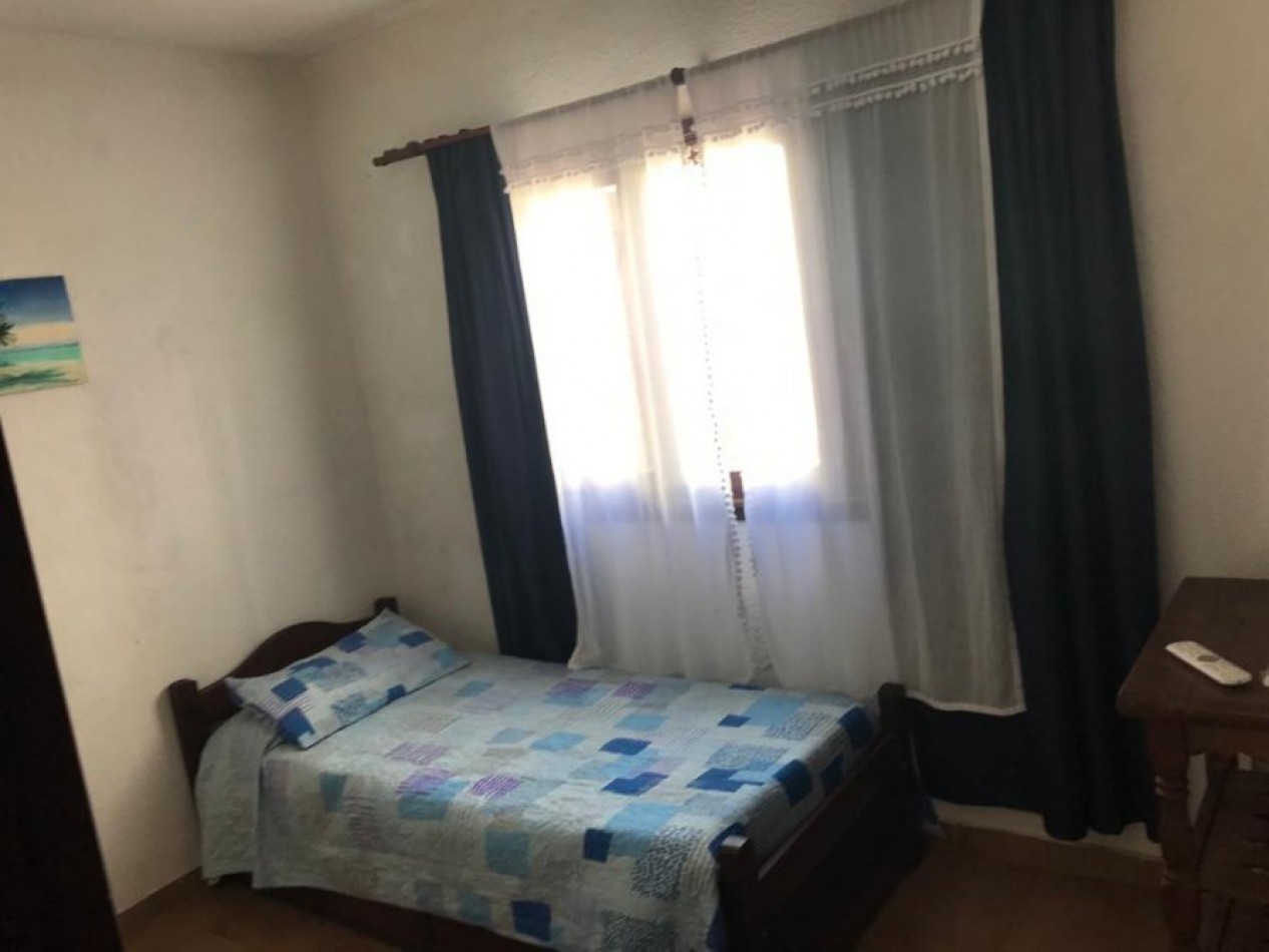 CHALET SOLO EN UN LOTE