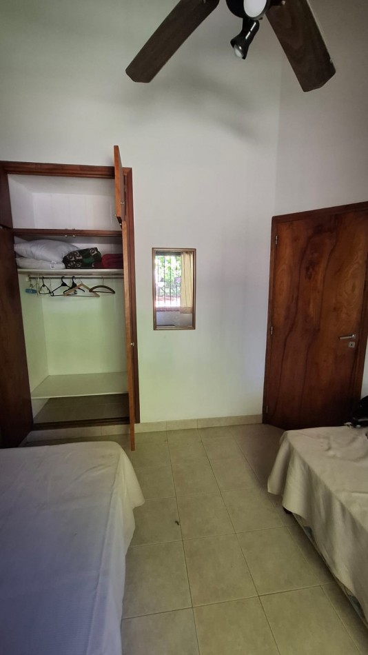 CHALET SOLO EN UN LOTE