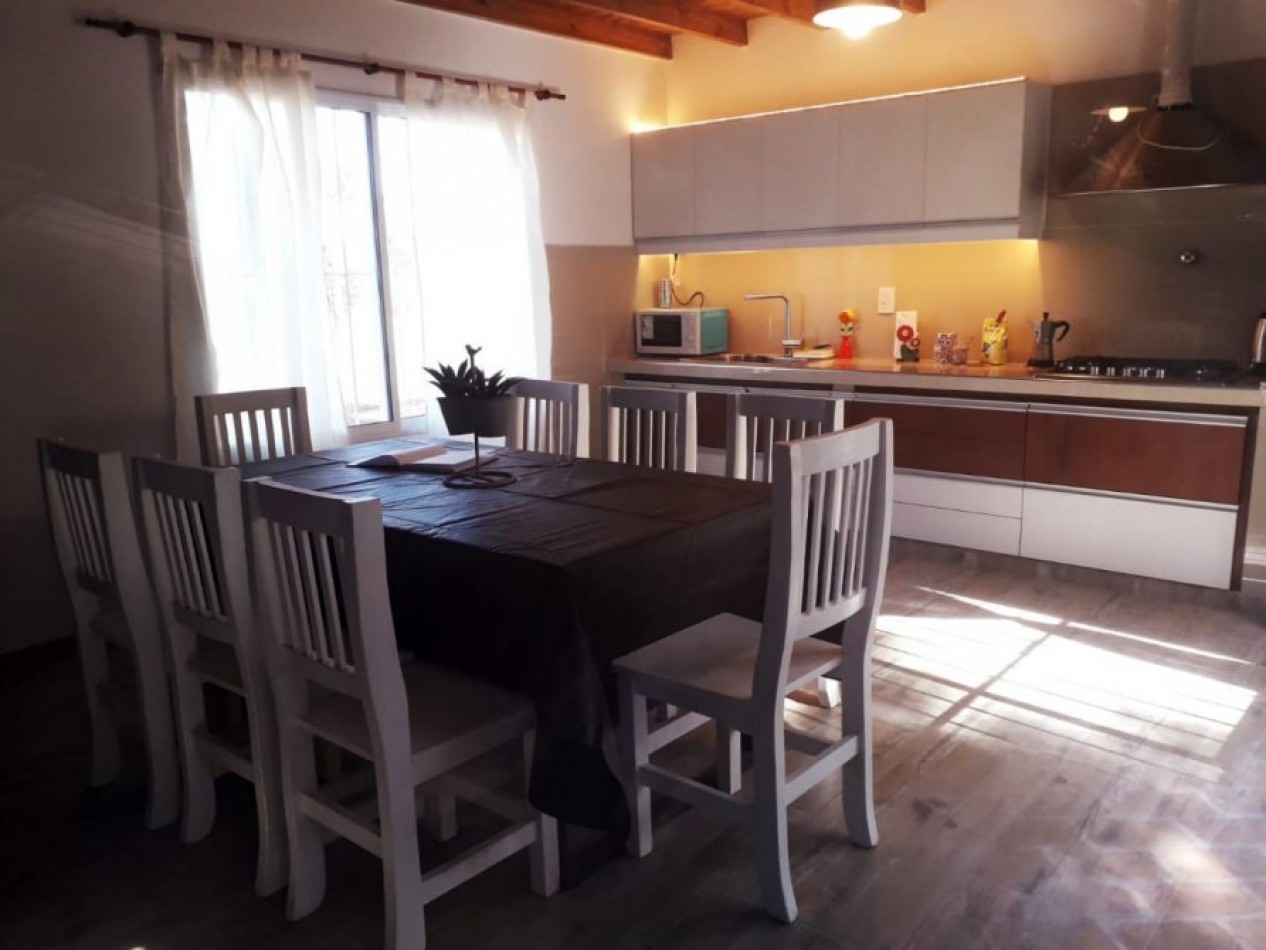 CHALET SOLO EN UN LOTE
