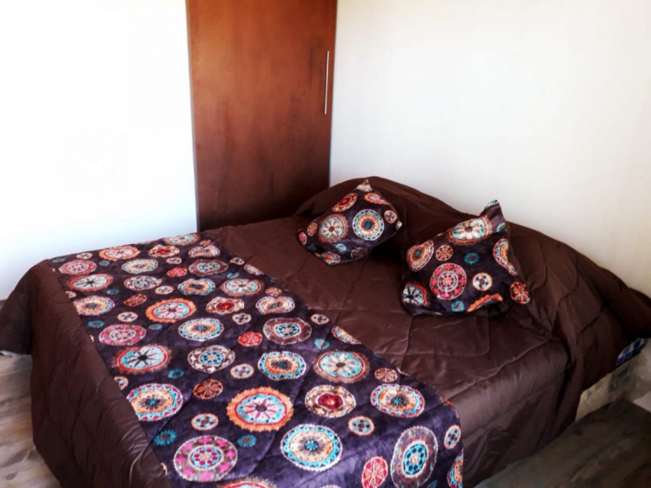 CHALET SOLO EN UN LOTE