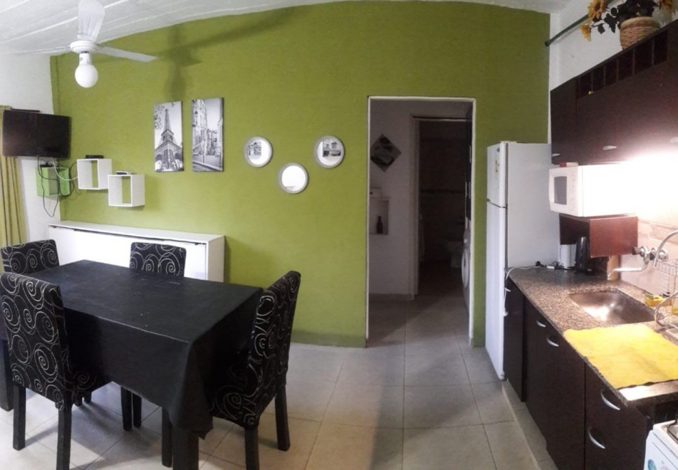DEPARTAMENTO PRIMER PISO A LA CALLE