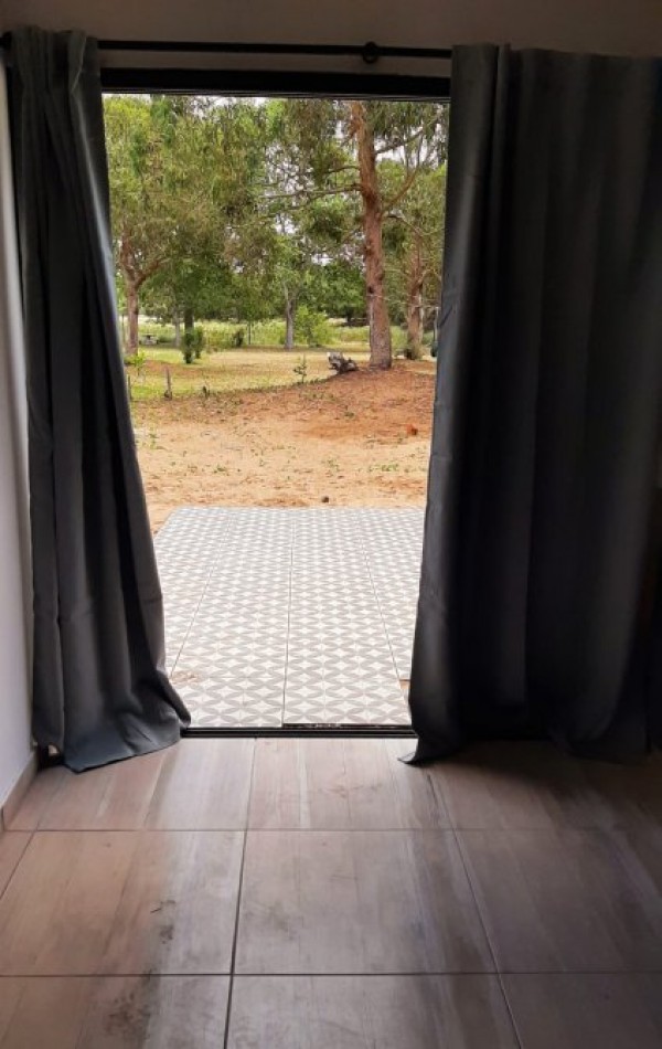 CHALET CON AMPLIO PARQUE