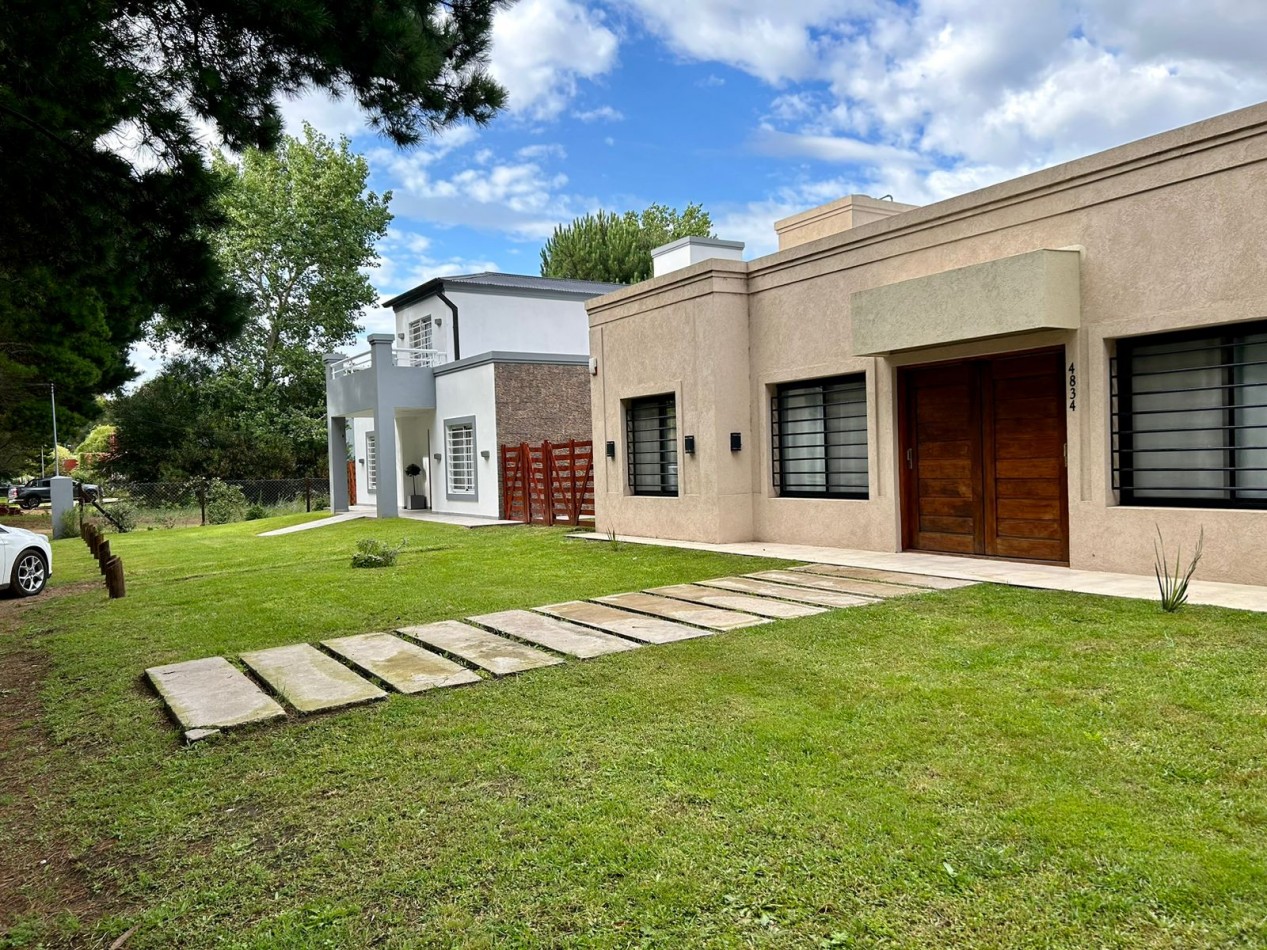 CHALET CON AMPLIO PARQUE