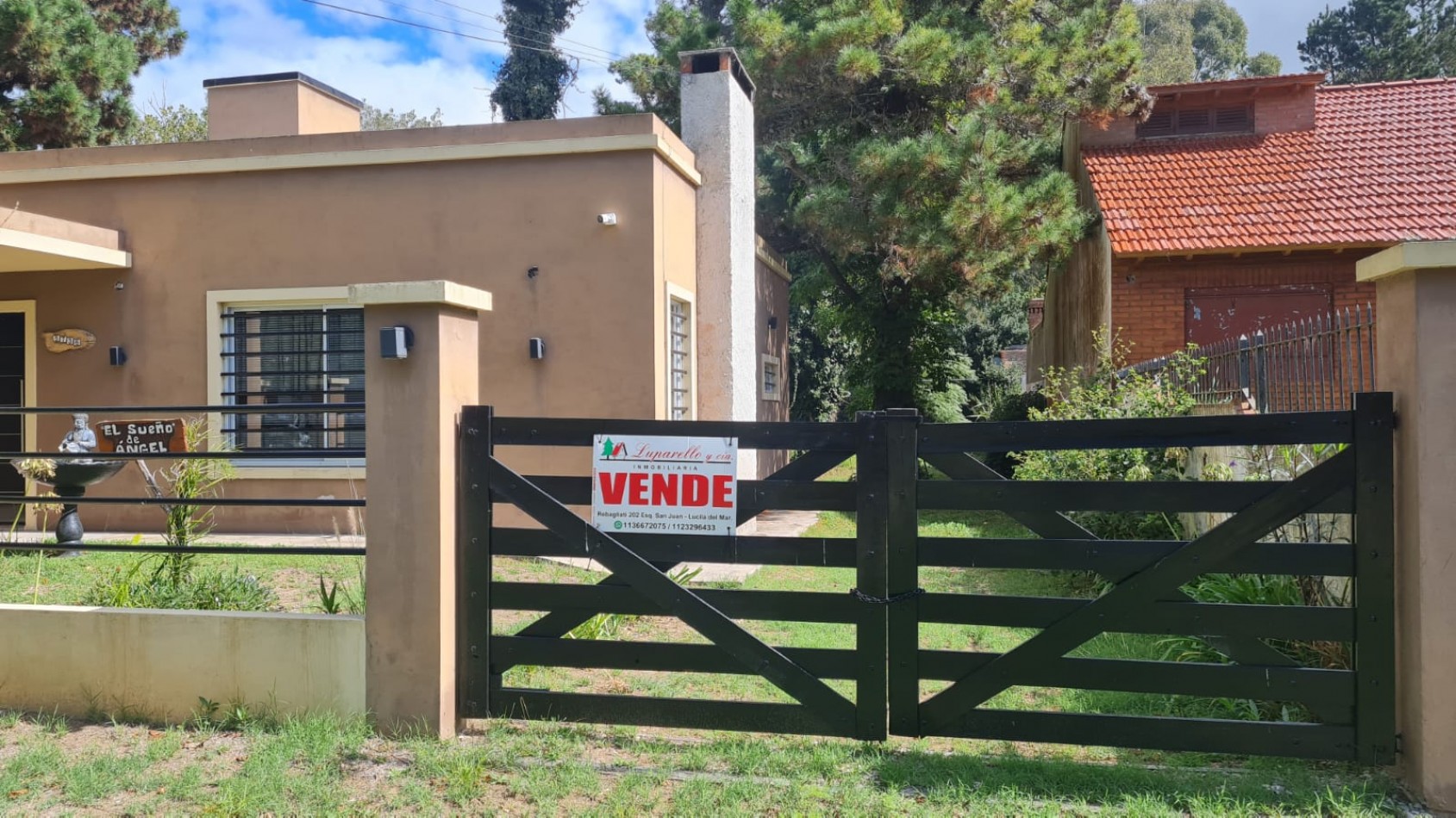 CHALET SOLO EN UN LOTE