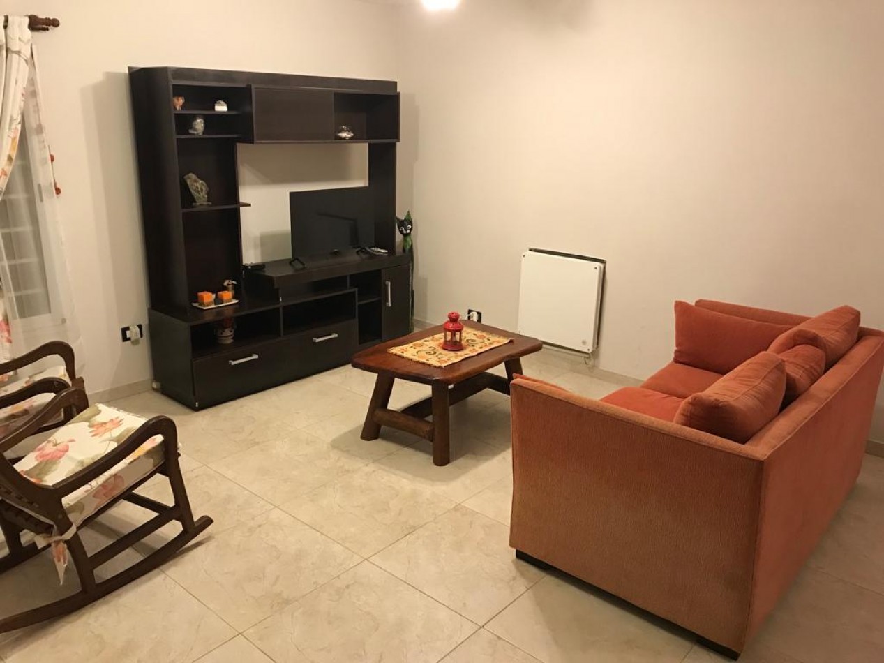 DUPLEX AL FRENTE