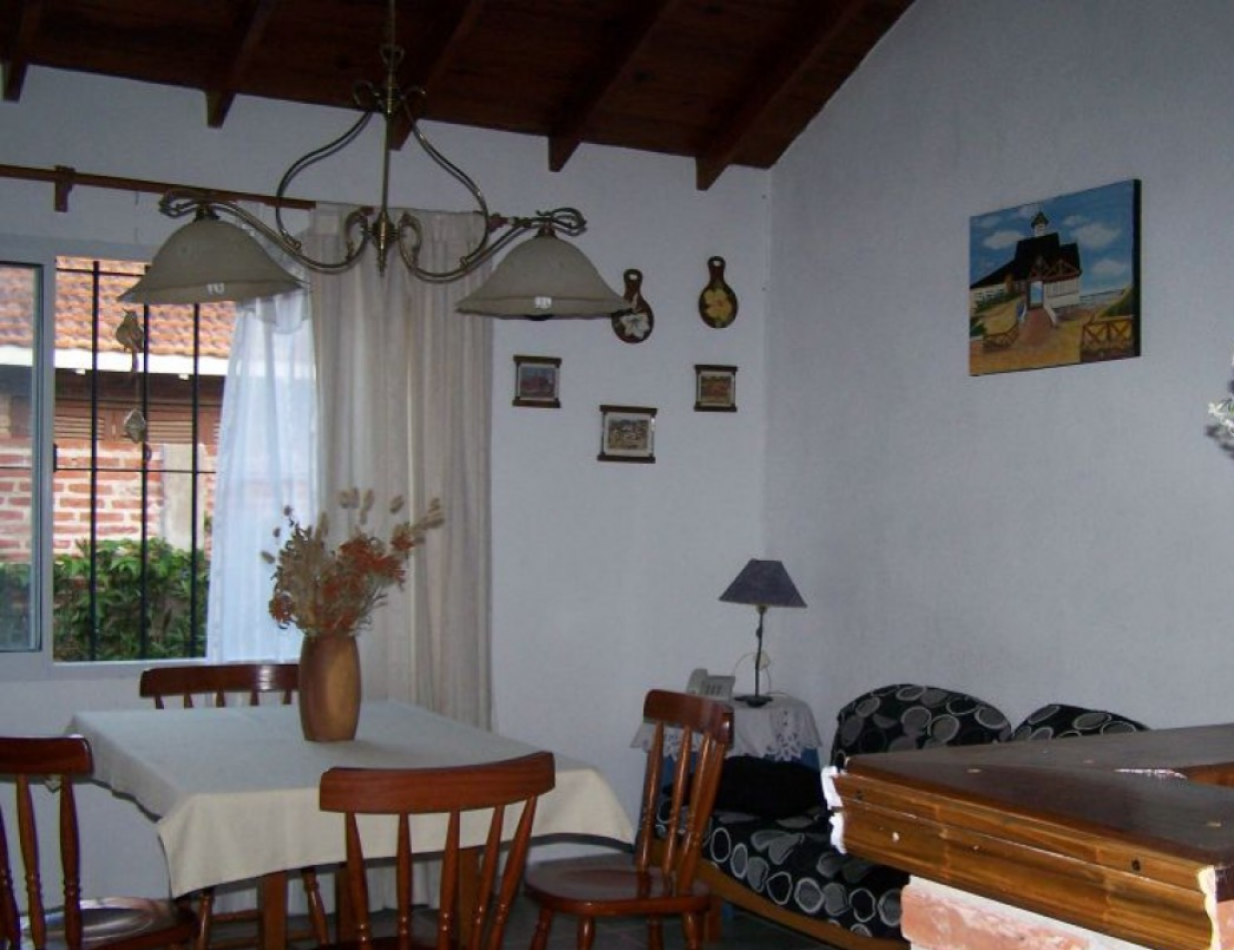 CHALET AL FONDO