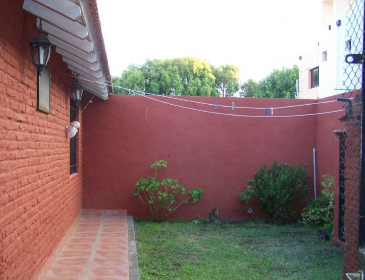 CHALET AL FONDO