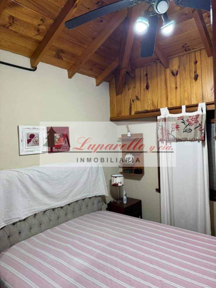 EXCELENTE CHALET SOLO EN UN LOTE