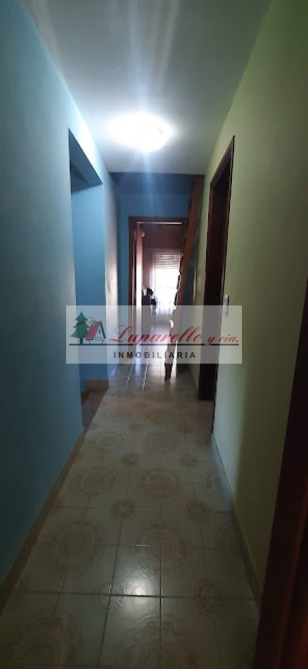 CHALET SOLO EN UN LOTE