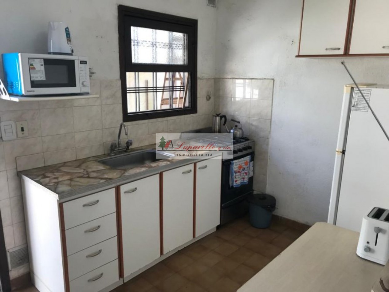 CHALET SOLO EN UN LOTE