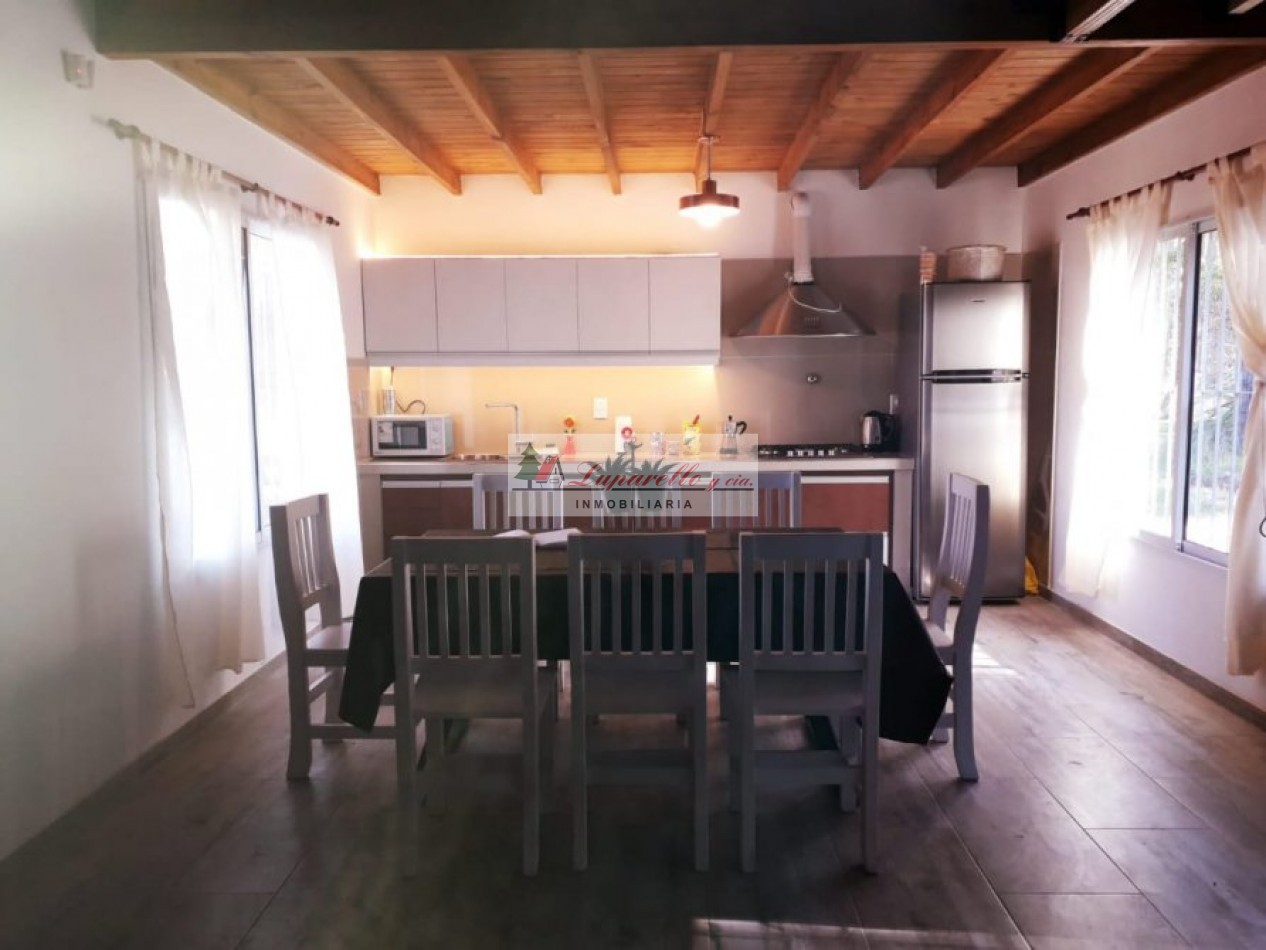 CHALET SOLO EN UN LOTE