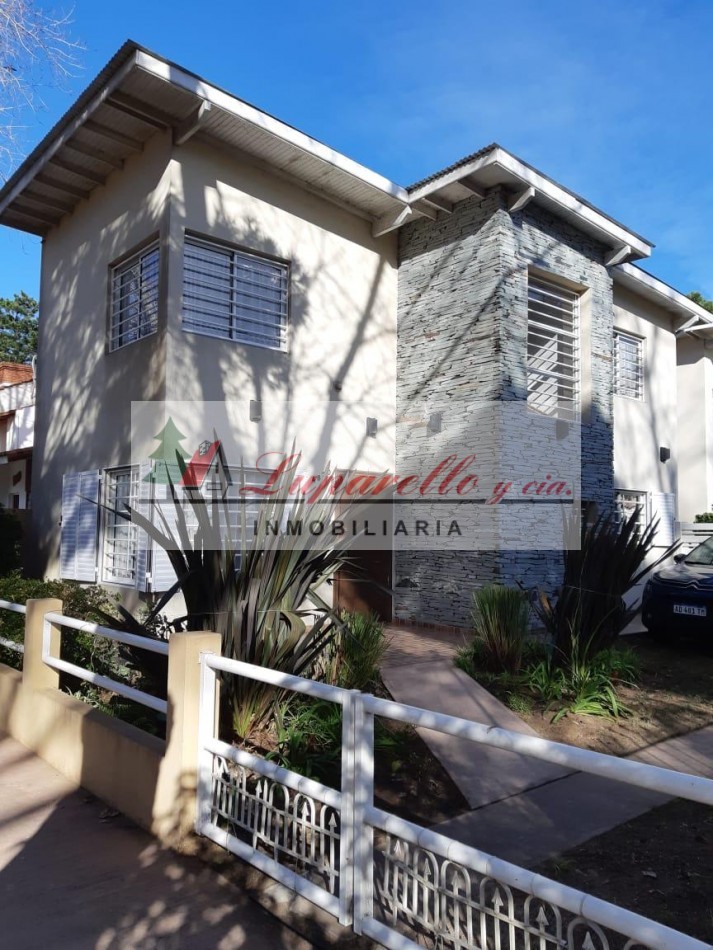 HERMOSO DUPLEX AL FRENTE