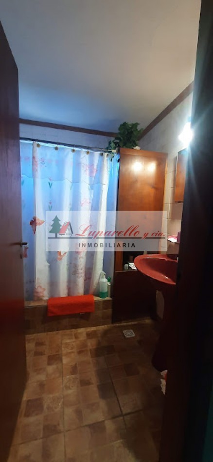 CHALET SOLO EN UN LOTE