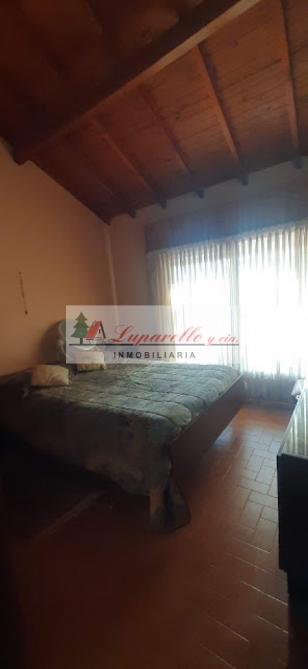 CHALET SOLO EN UN LOTE