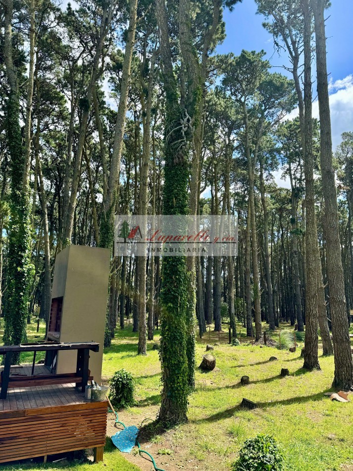 CHALET SOLO EN UN LOTE