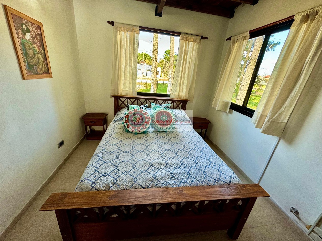 CHALET SOLO EN UN LOTE