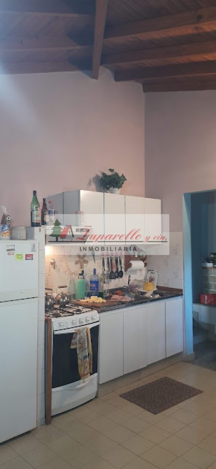 CHALET SOLO EN UN LOTE