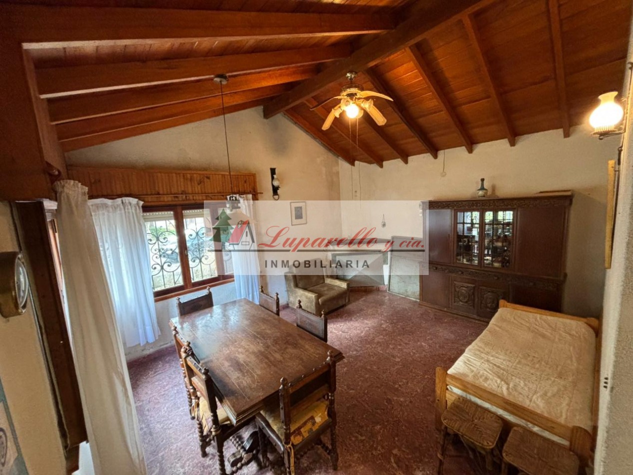 CHALET SOLO EN UN LOTE