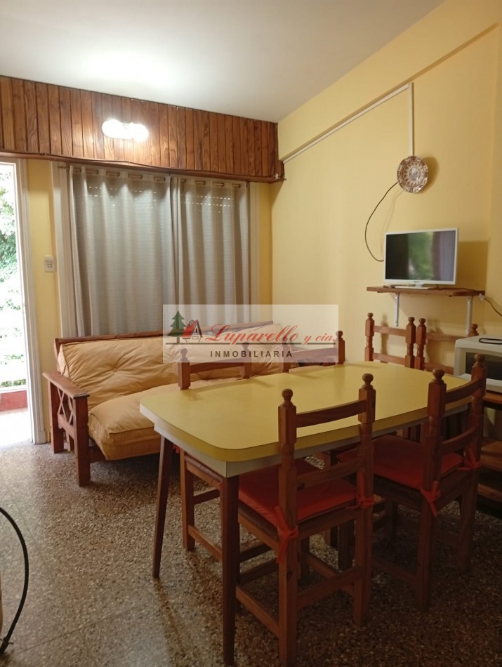 DEPARTAMENTO EN PRIMER PISO