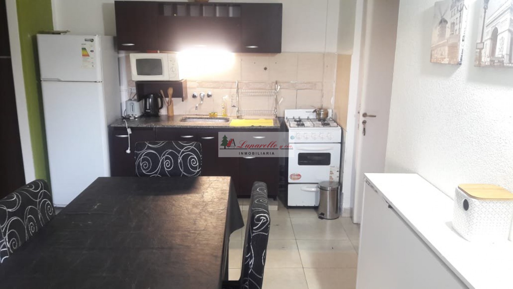 DEPARTAMENTO PRIMER PISO A LA CALLE