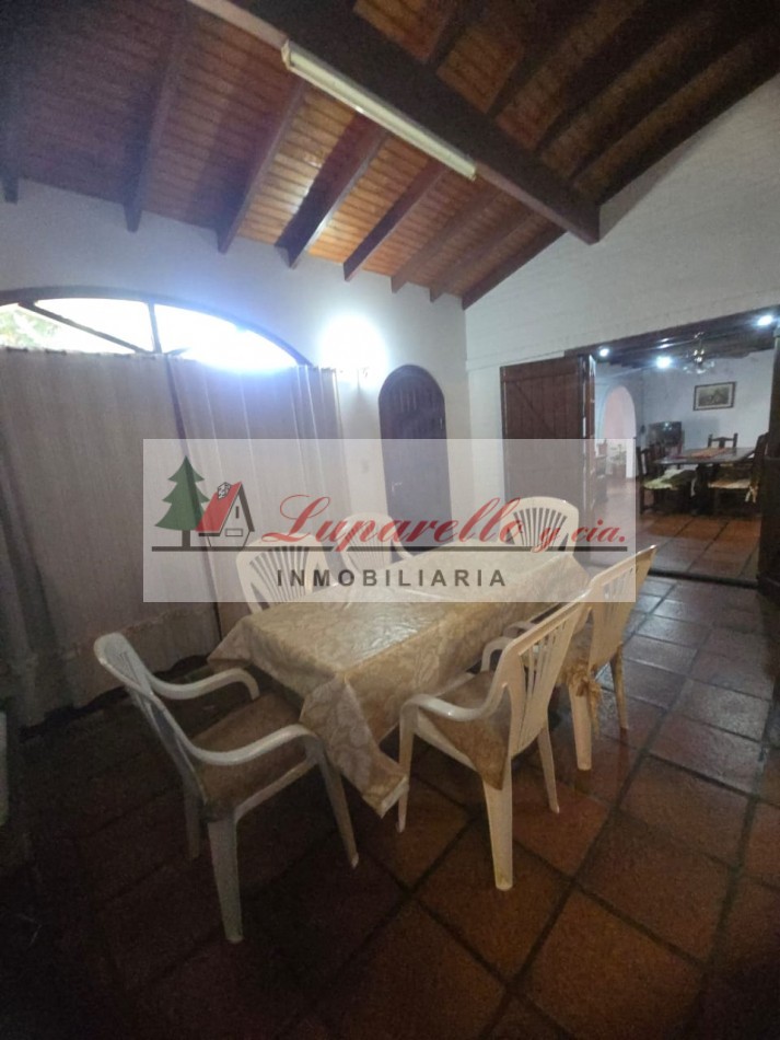 CHALET EN EXCELENTE UBICACION