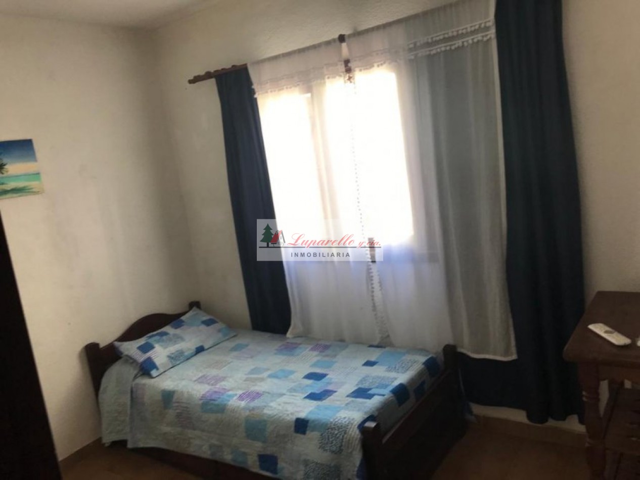 CHALET SOLO EN UN LOTE