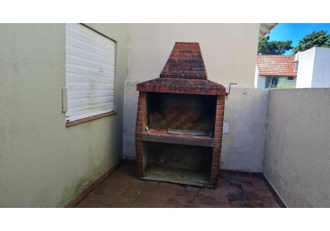 DEPARTAMENTO AL FRENTE