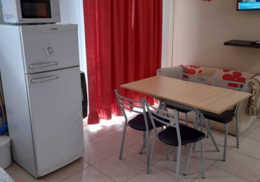 DEPARTAMENTO EN EL CENTRO DE LA LUCILA