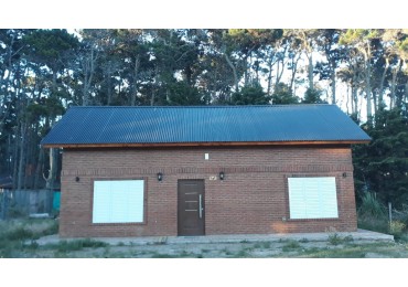CHALET SOLO EN UN LOTE