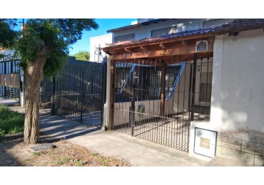 DUPLEX AL FRENTE