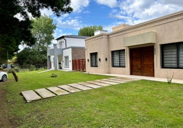 CHALET CON AMPLIO PARQUE