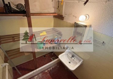 CHALET SOLO EN UN LOTE
